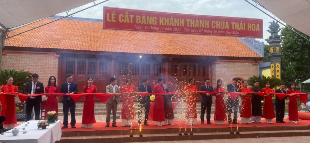 Lễ cắt băng khánh thành chùa Thái Hòa thôn Hòa Tiến, xã Hùng Sơn